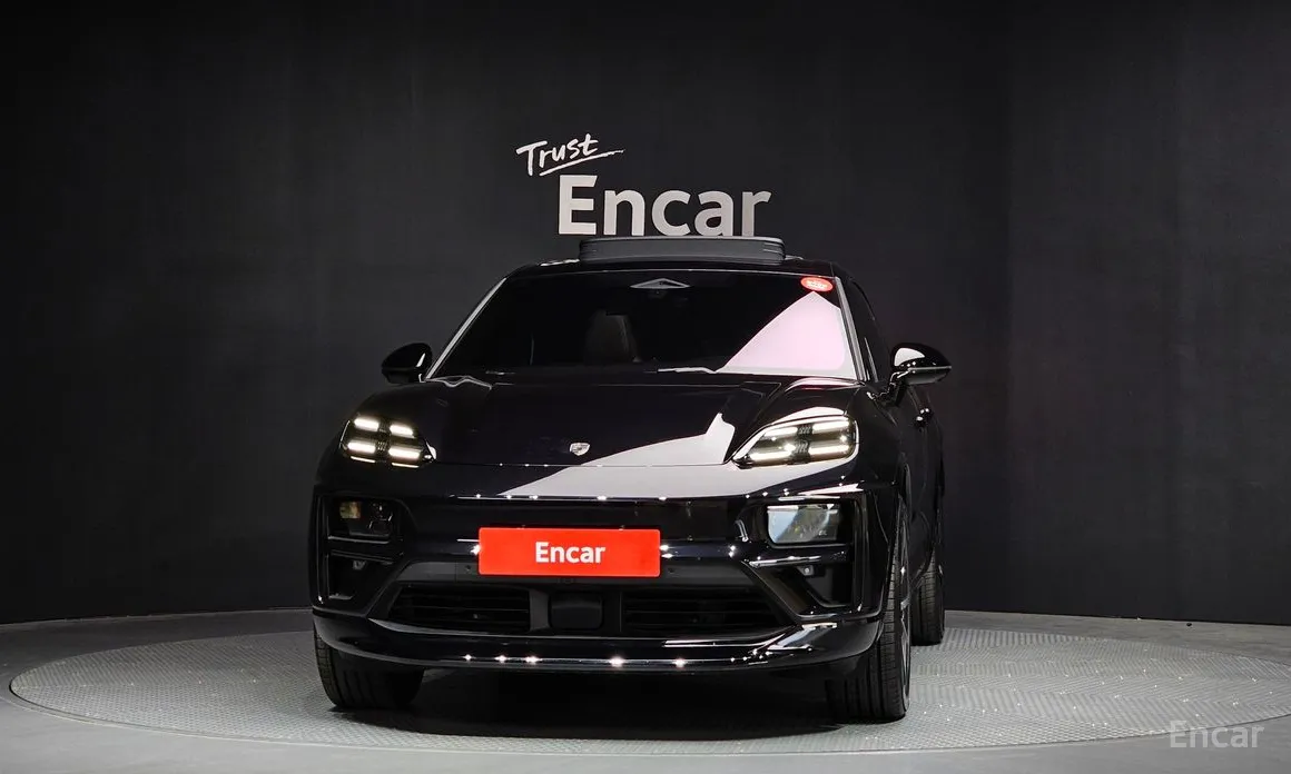 Фото 3 - Porsche Macan