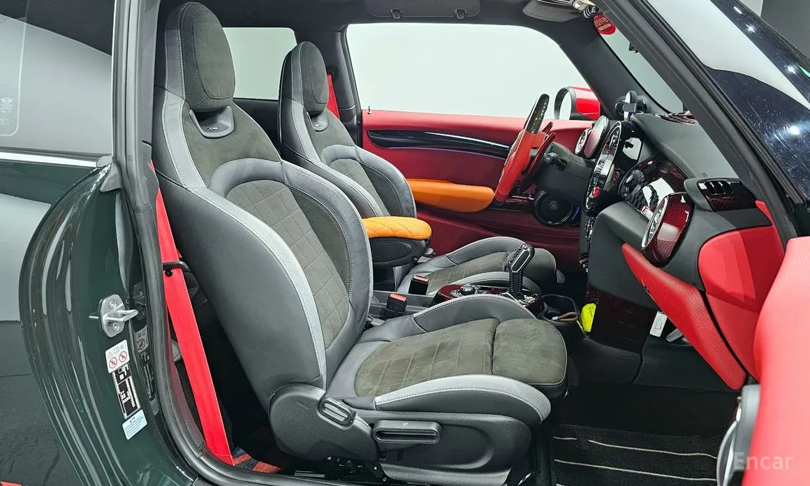 Фото 10 - Mini Cooper