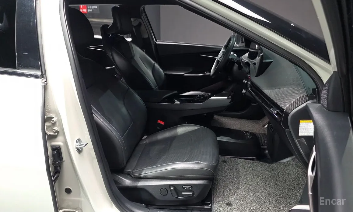 Фото 10 - Kia EV6