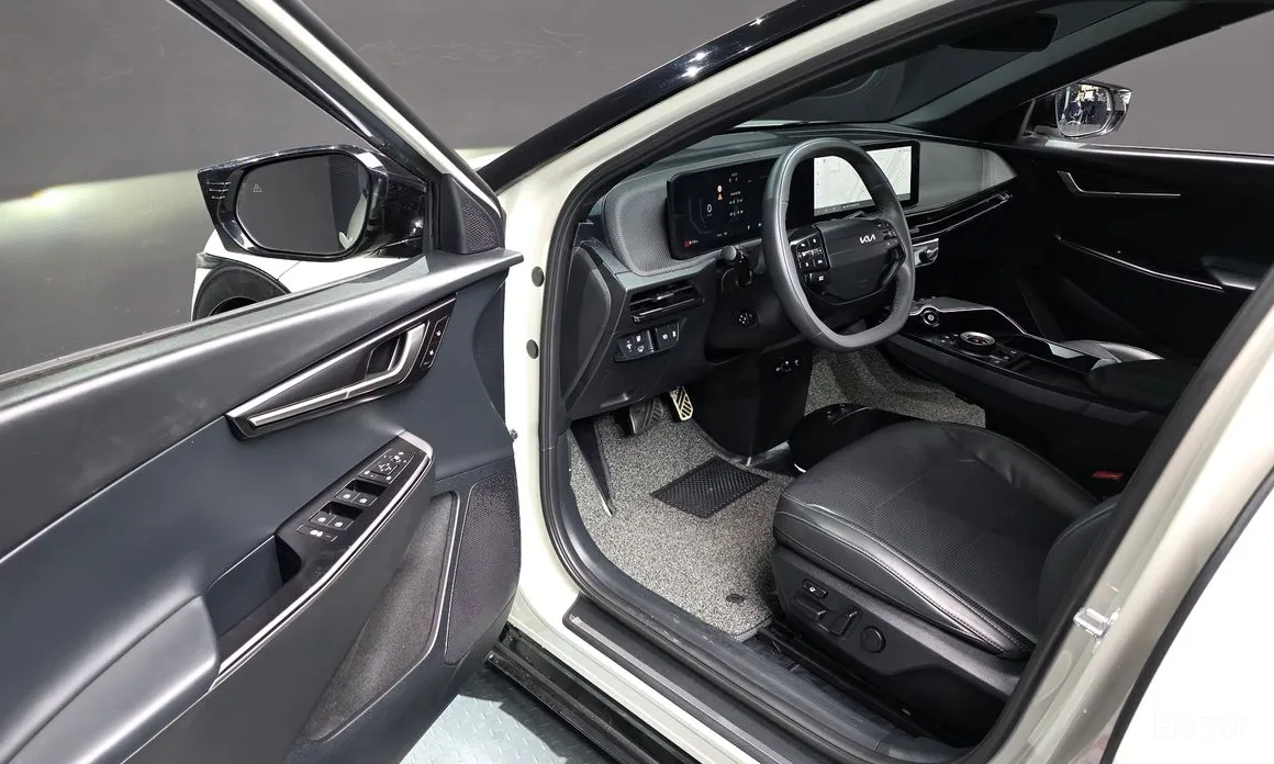 Фото 11 - Kia EV6