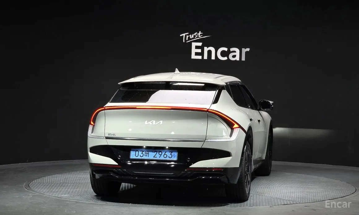 Фото 4 - Kia EV6