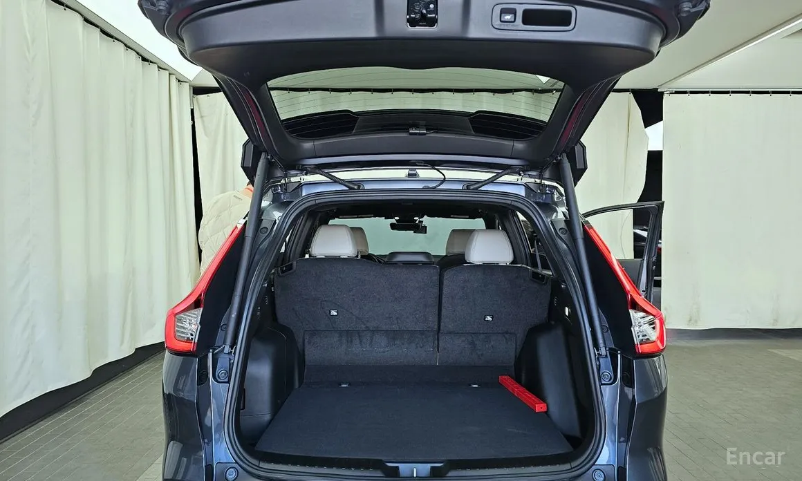 Фото 20 - Honda CR-V