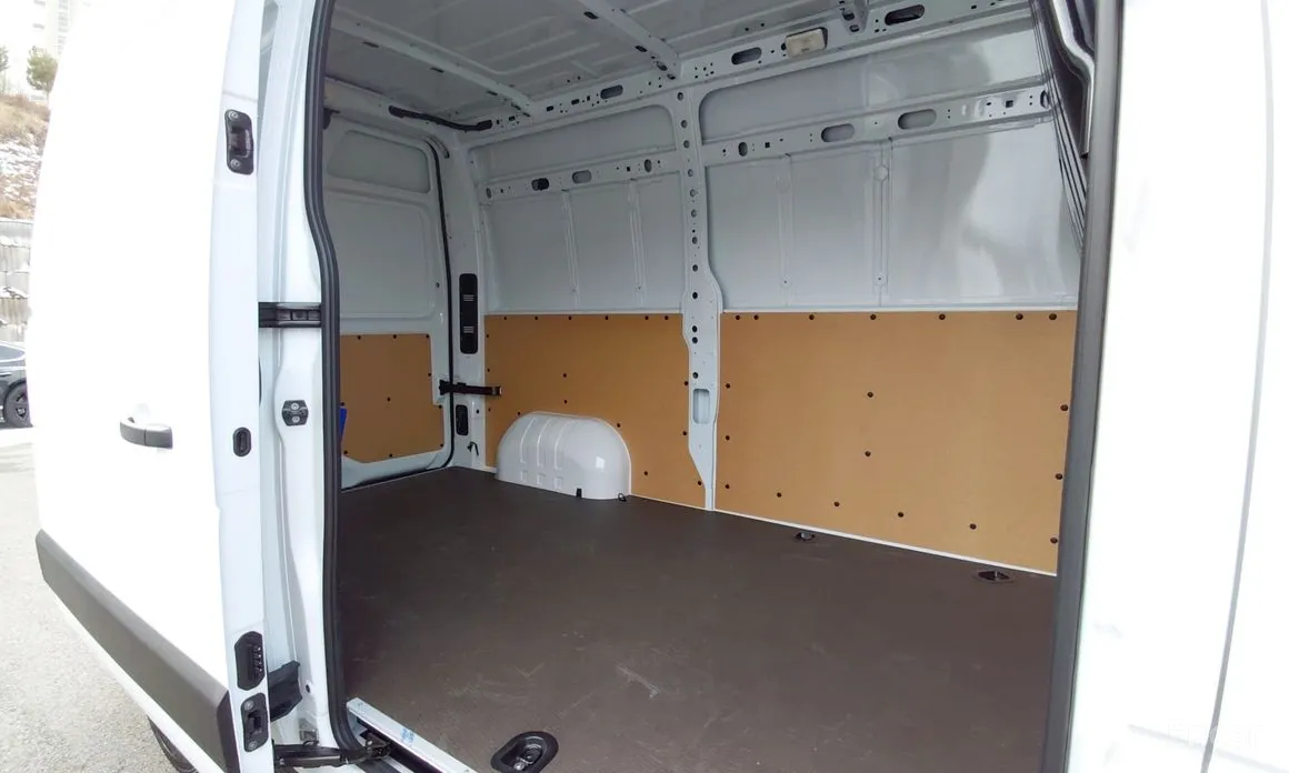 Фото 18 - Renault Master