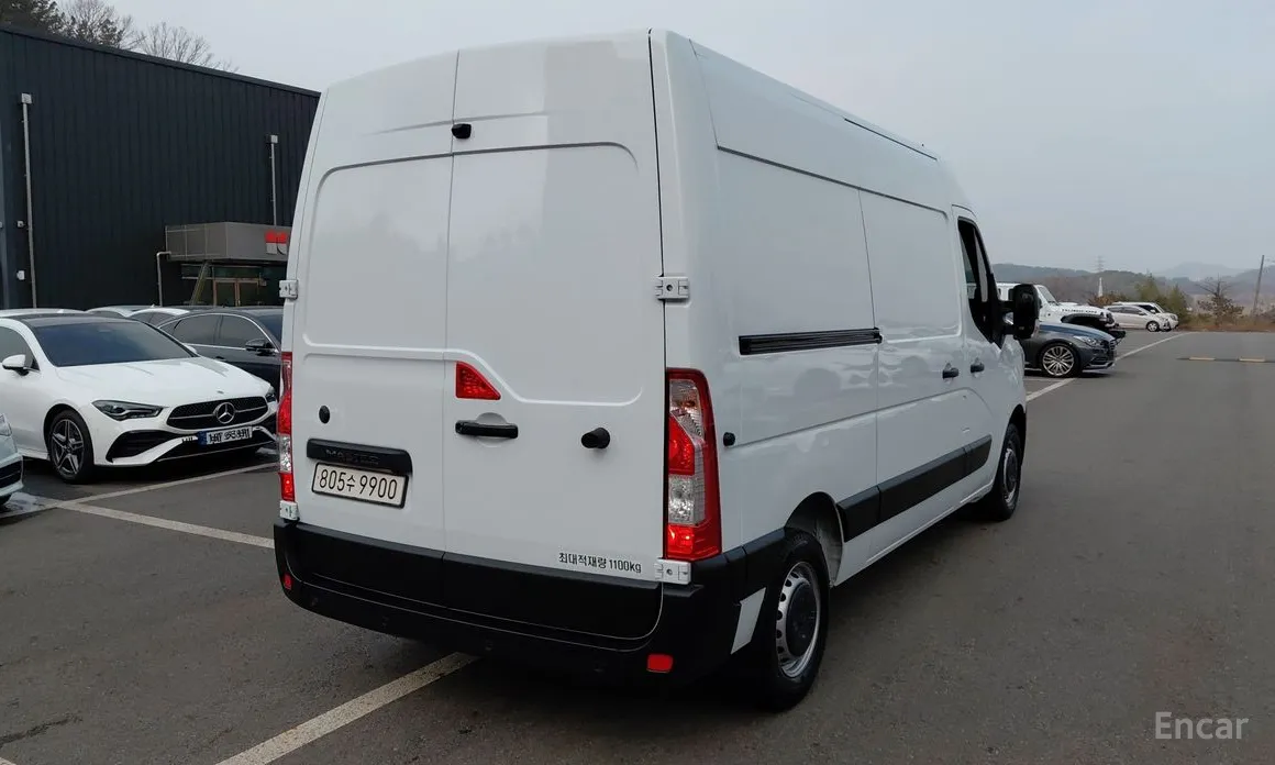 Фото 4 - Renault Master