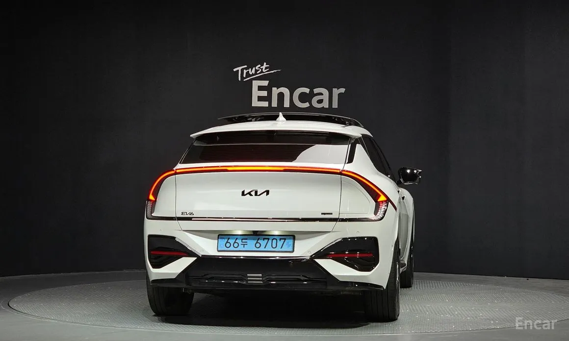 Фото 4 - Kia EV6