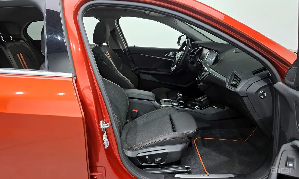 Фото 11 - BMW 1 Series