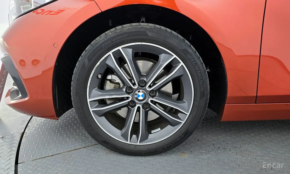 Фото 5 - BMW 1 Series