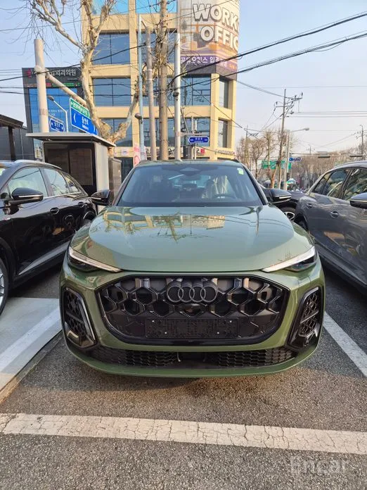 Фото 1 - Audi Q5