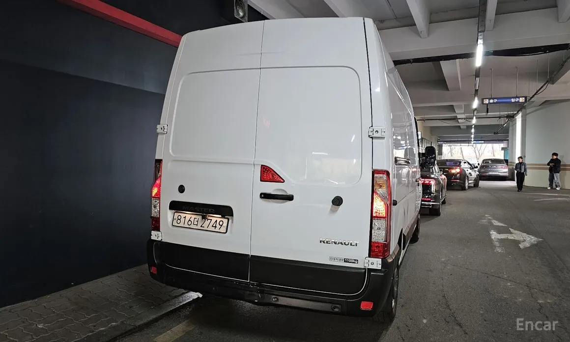 Фото 4 - Renault Master