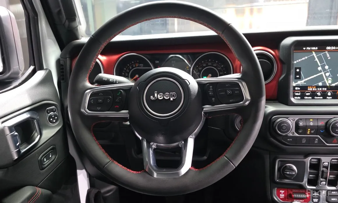 Фото 13 - Jeep Gladiator