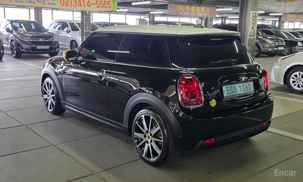 Фото 2 - Mini Cooper