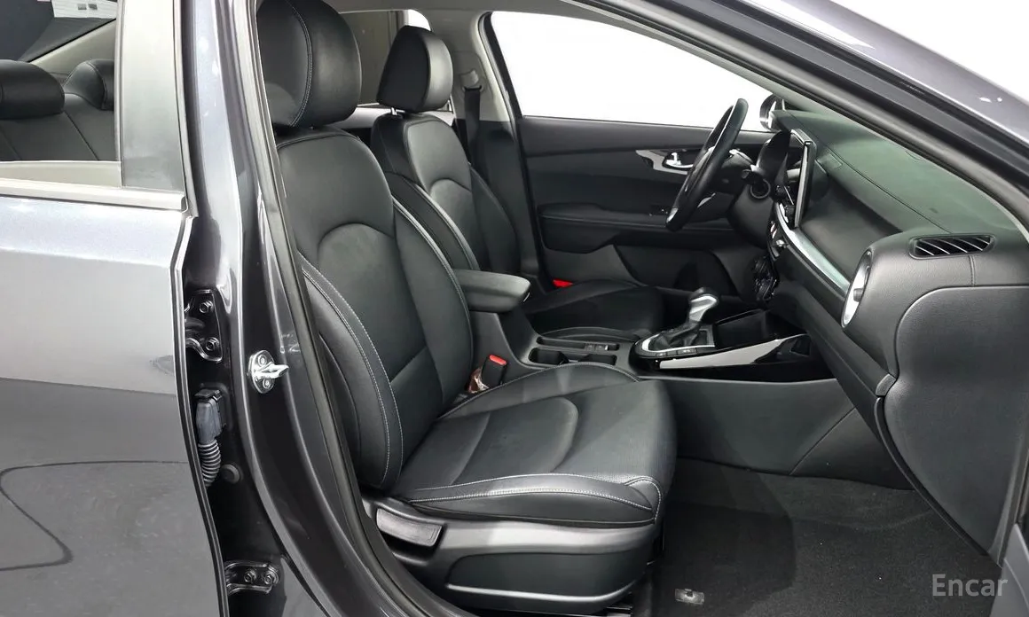 Фото 10 - Kia K3