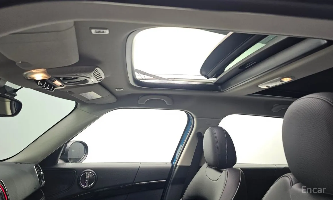 Photo 18 - Mini Countryman