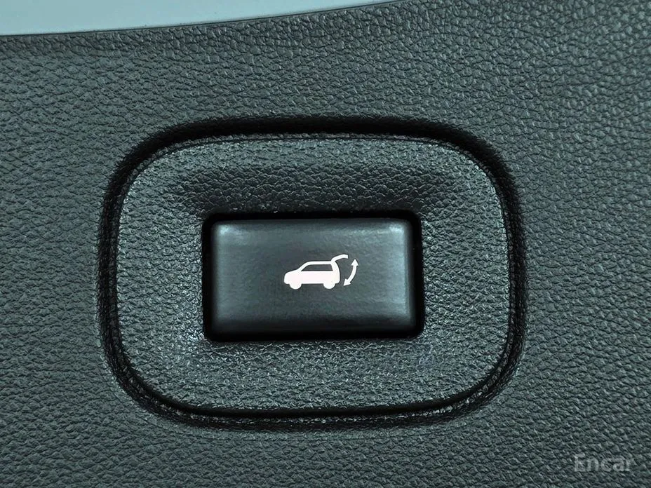 Фото 8 - Renault QM6