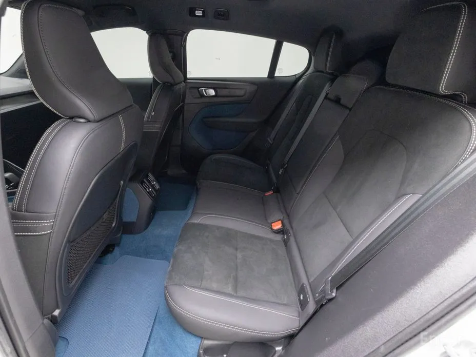 Фото 10 - Volvo C40