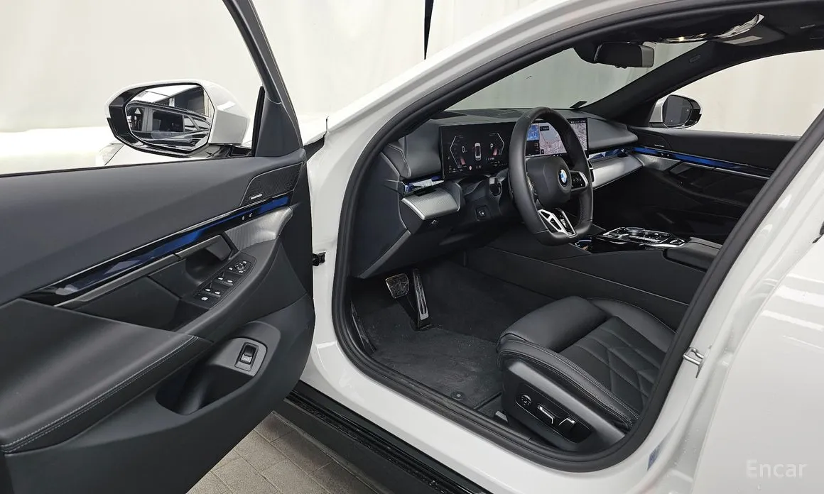 Фото 10 - BMW 5 Series