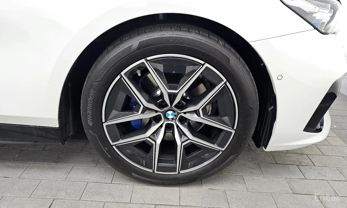 Фото 5 - BMW 5 Series