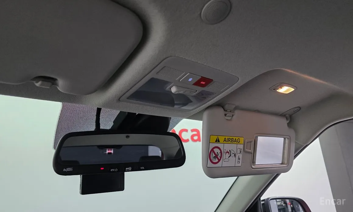 Фото 17 - Hyundai Venue