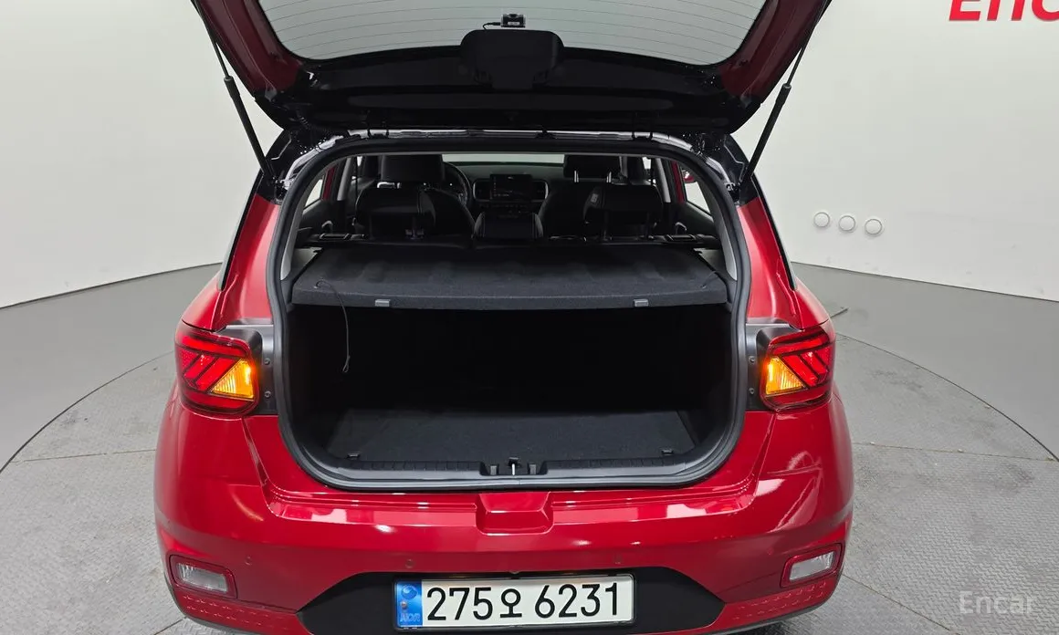 Фото 20 - Hyundai Venue