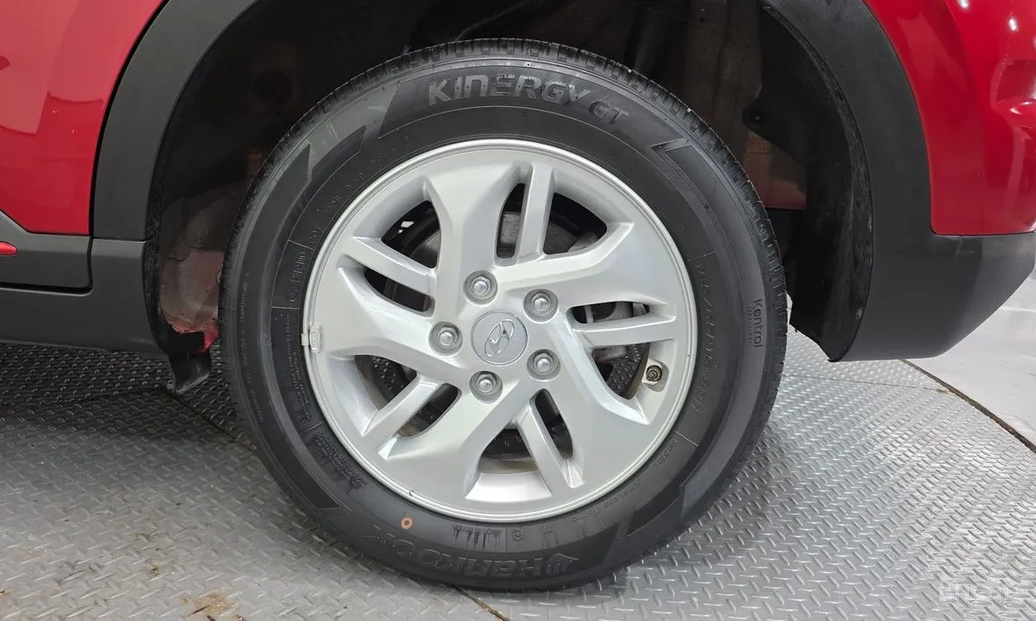 Фото 5 - Hyundai Venue