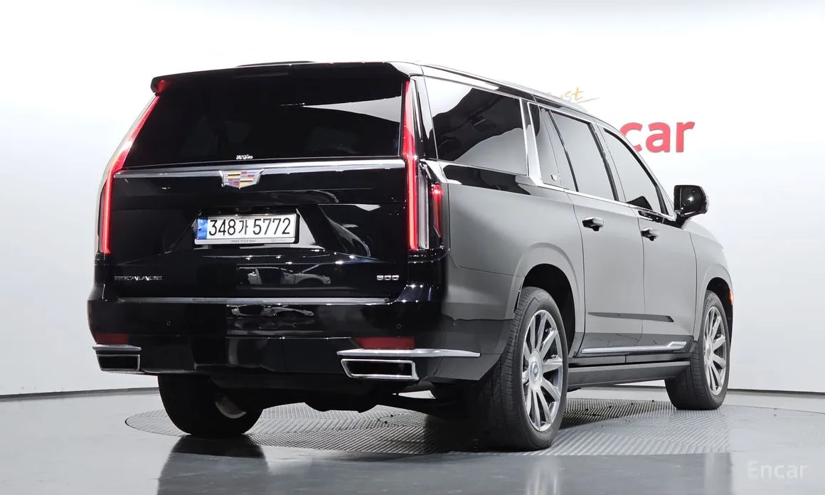Фото 2 - Cadillac Escalade