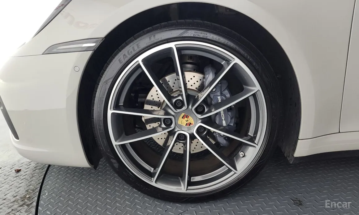 Фото 5 - Porsche 911