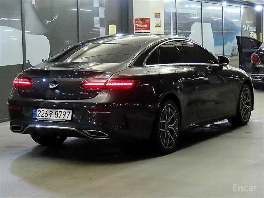 Фото 2 - Mercedes-Benz E-Class
