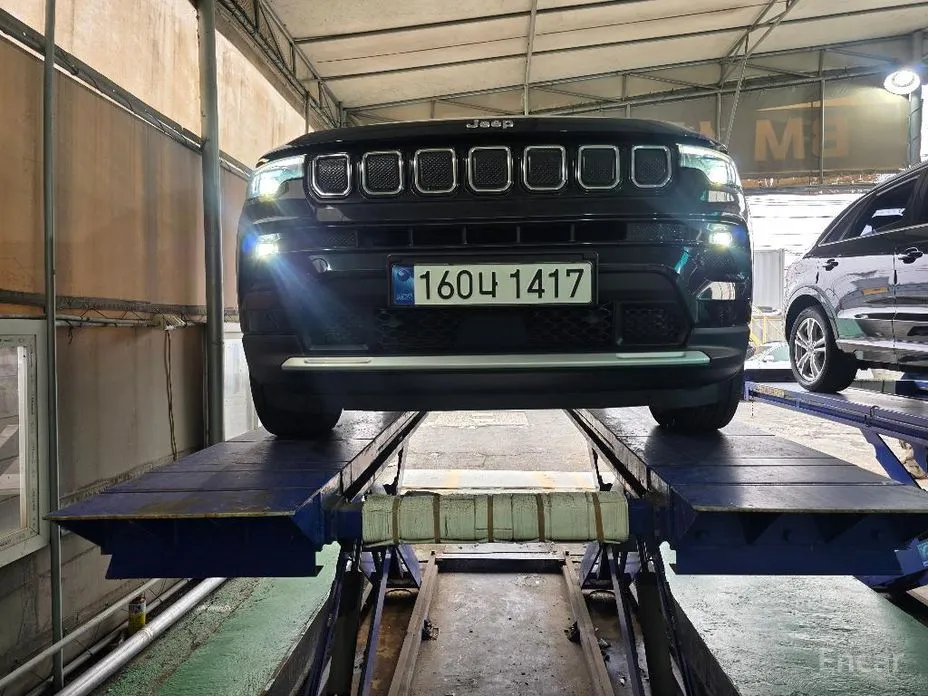 Фото 1 - Jeep Compass