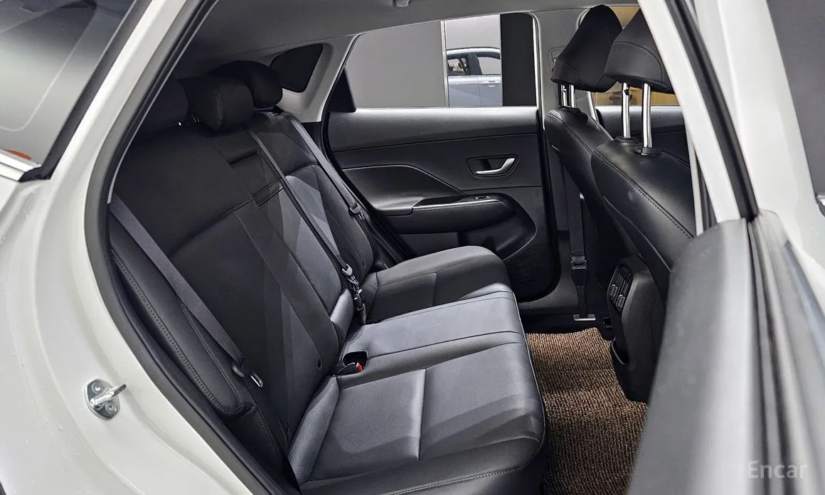 Фото 12 - Hyundai Kona