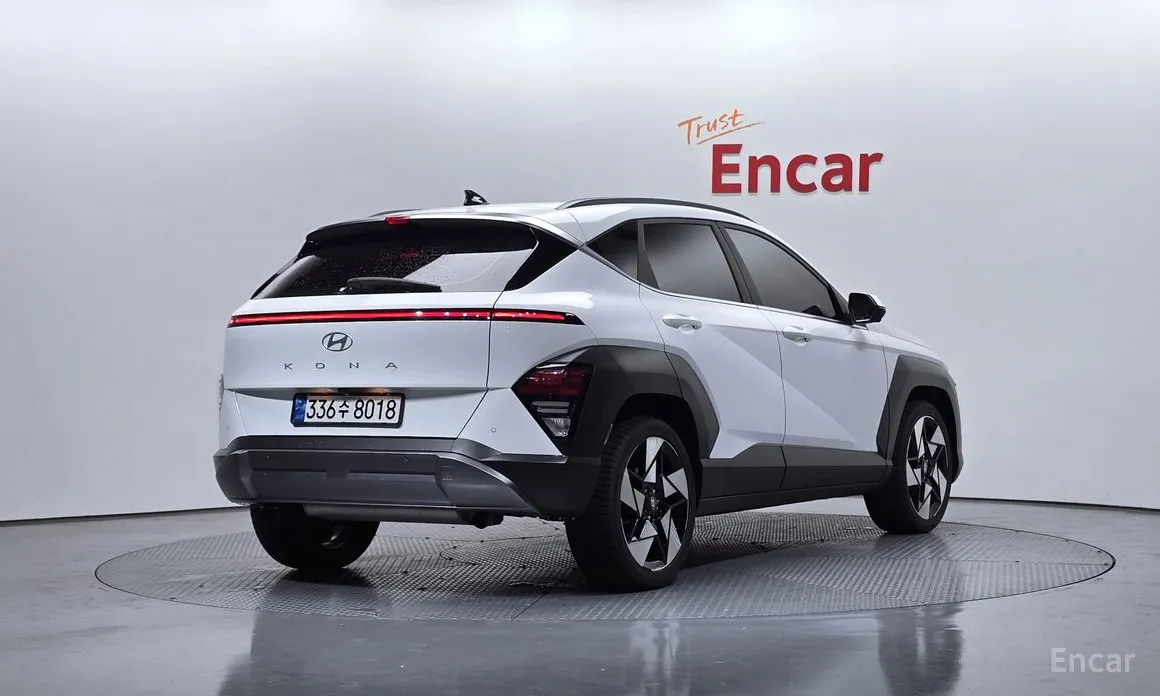 Фото 2 - Hyundai Kona