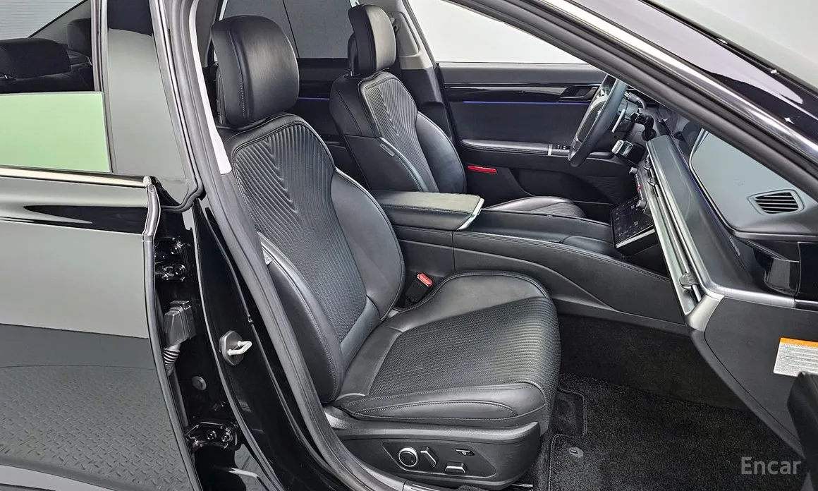 Фото 10 - Hyundai Grandeur