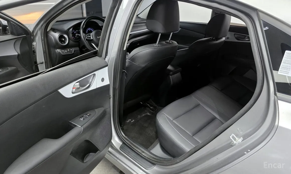 Фото 11 - Kia K3