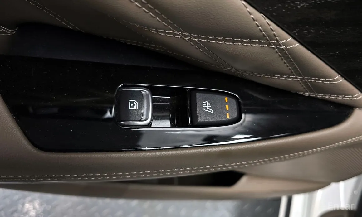 Фото 17 - Kia K8