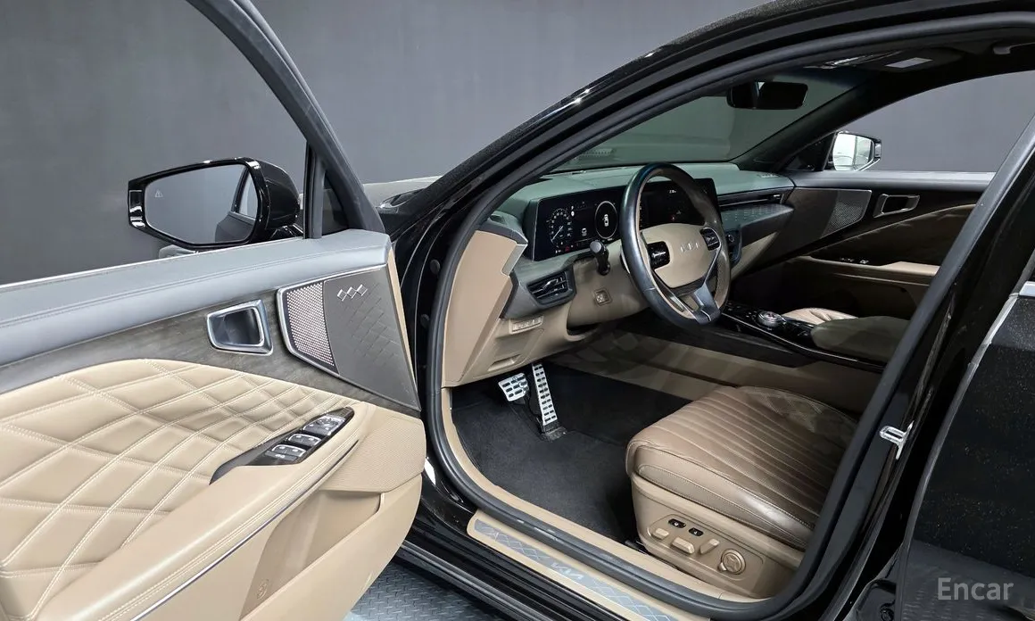 Фото 10 - Kia K8