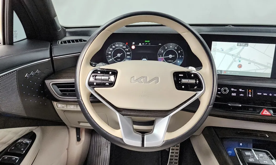 Фото 13 - Kia K8