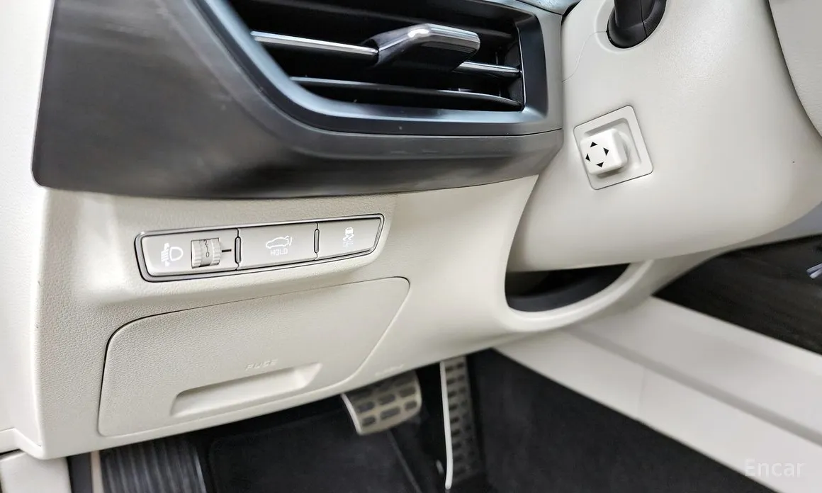 Фото 16 - Kia K8