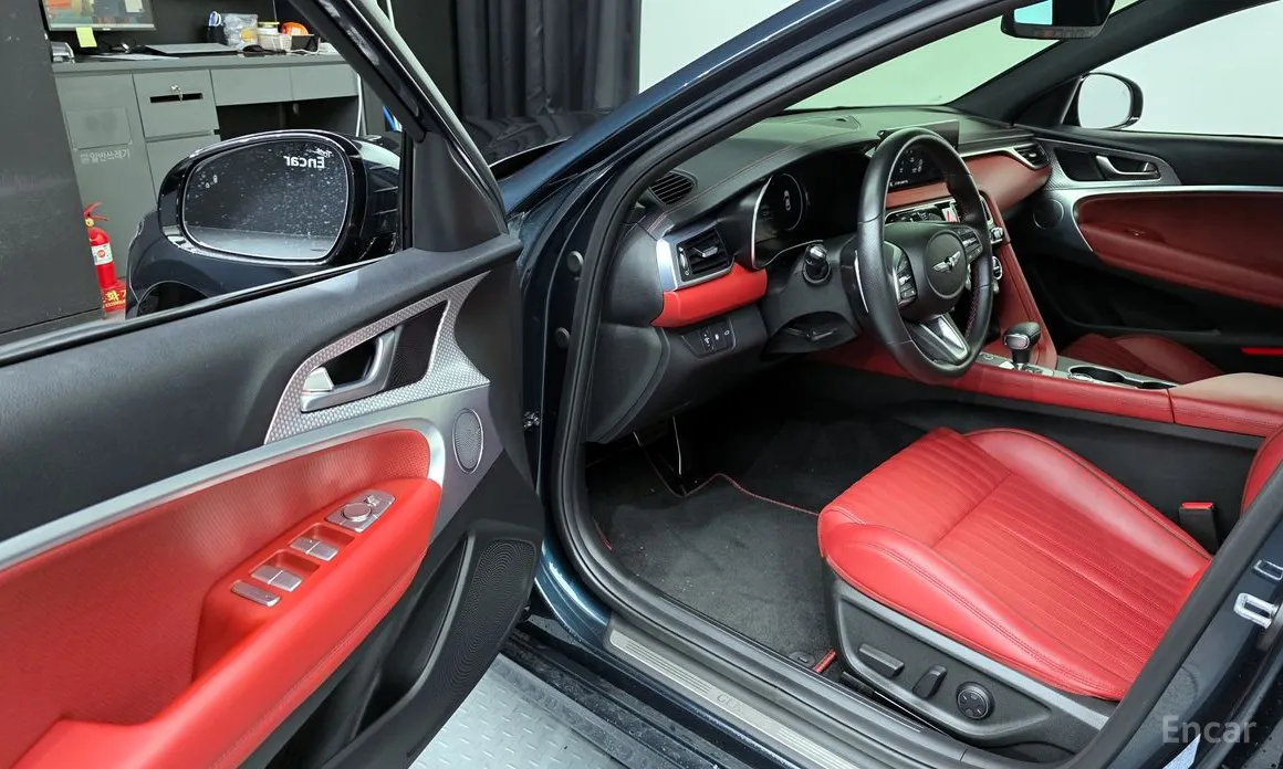 Genesis G70 2020 Gasoline 2.0T 4WD