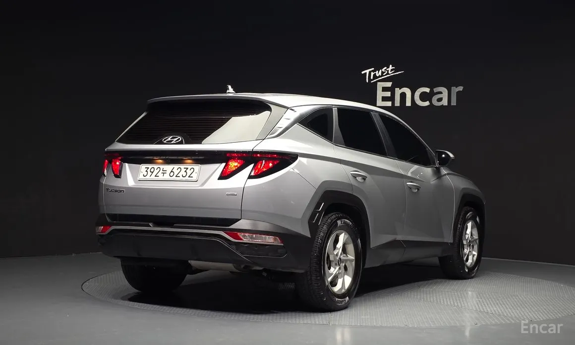 Фото 2 - Hyundai Tucson