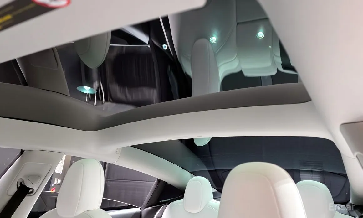 Фото 18 - Tesla Model 3