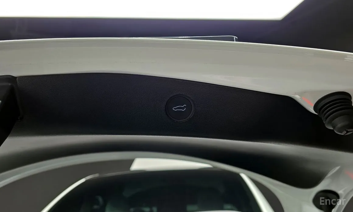 Фото 20 - Tesla Model 3