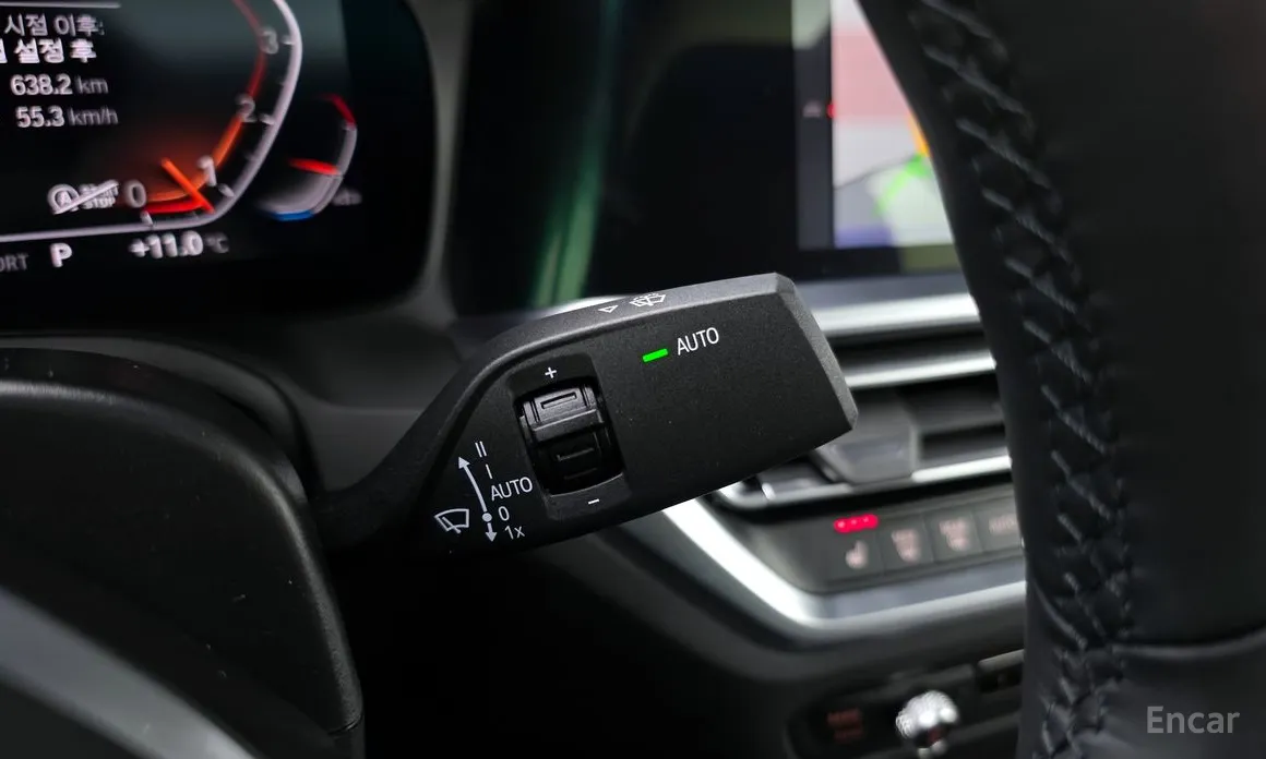 Photo 17 - BMW 3 Series