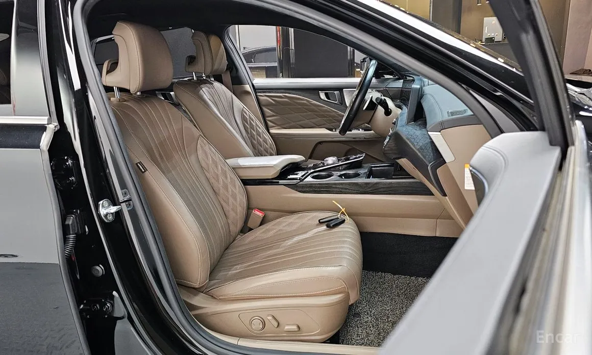 Фото 11 - Kia K8