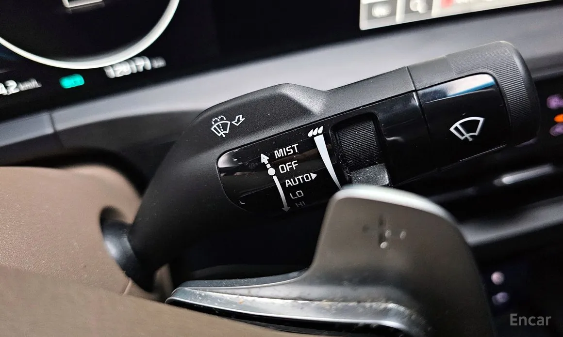 Фото 17 - Kia K8