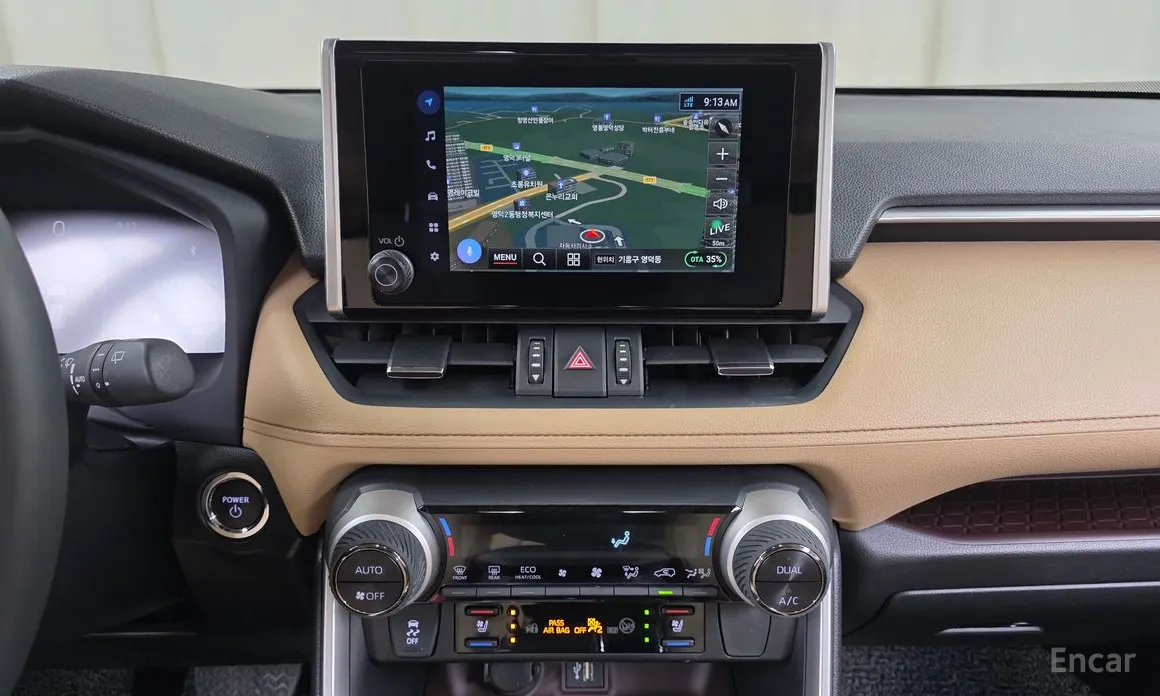 Photo 14 - Toyota RAV4