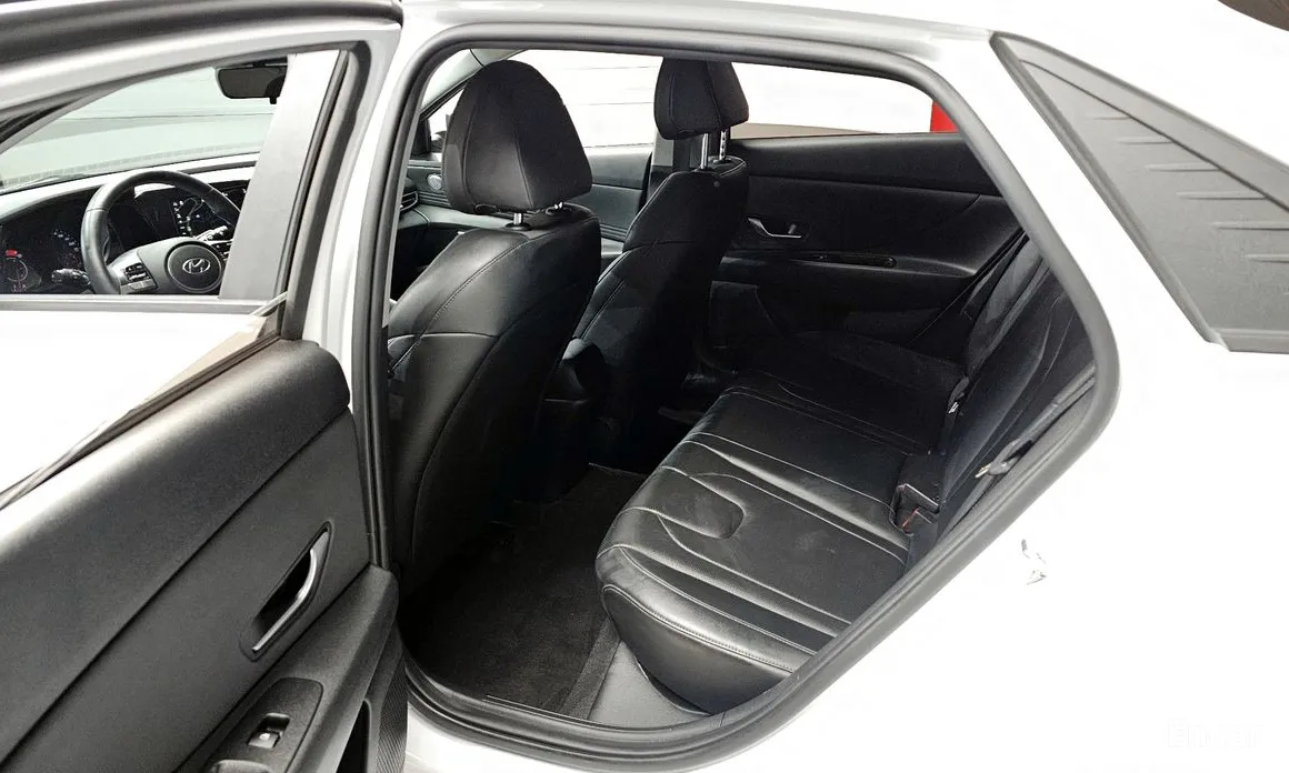 Фото 11 - Hyundai Avante