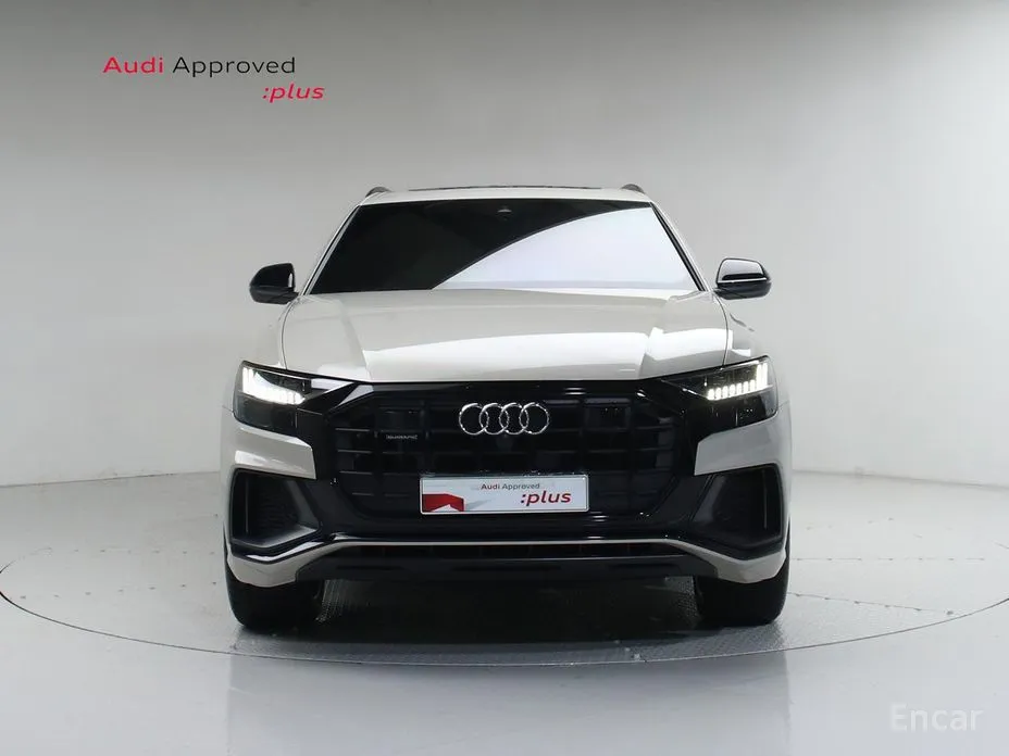 Фото 3 - Audi Q8