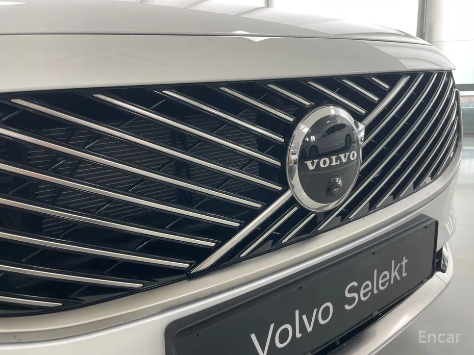 Фото 13 - Volvo S90