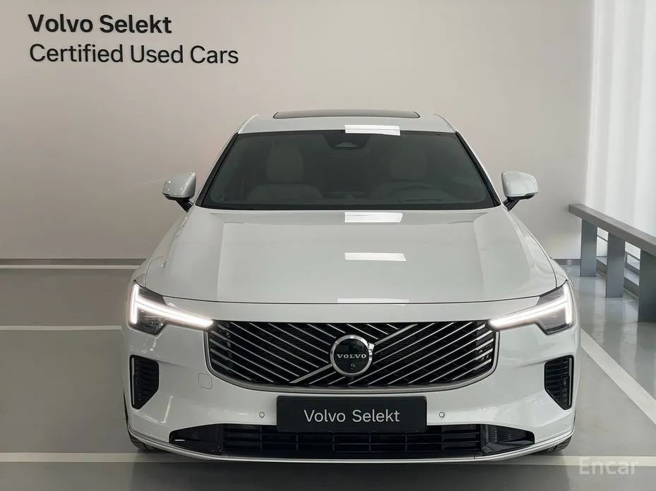 Фото 3 - Volvo S90
