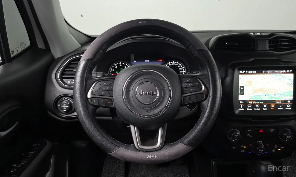 Фото 13 - Jeep Renegade