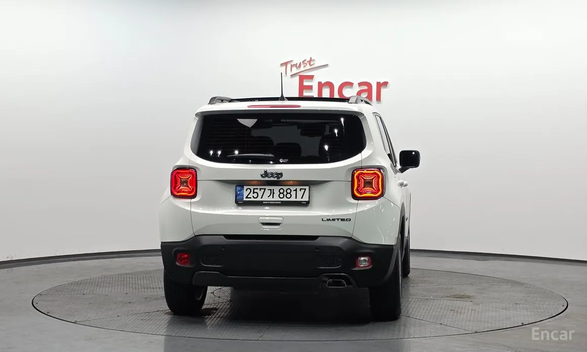 Фото 4 - Jeep Renegade